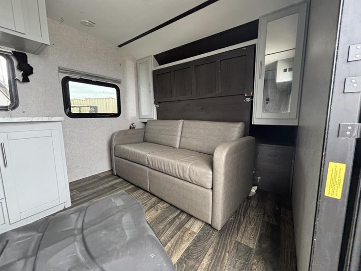 2020-bullet-bl2200bh20-travel-trailer-image-27