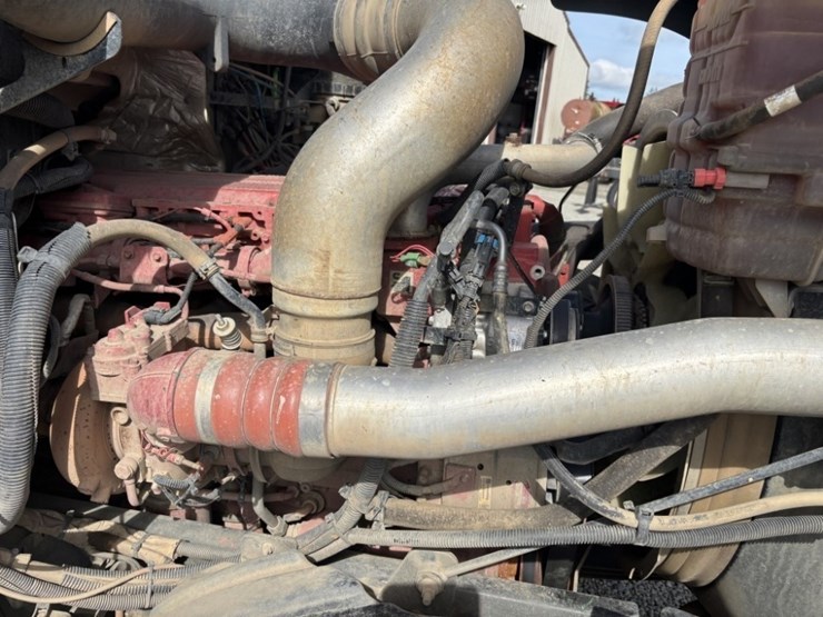 2022-international-hx520-image-18