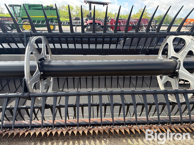 2023-mac-don-fd235-image-14