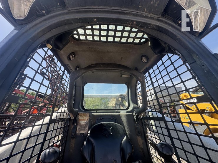 2014-bobcat-t590-image-11