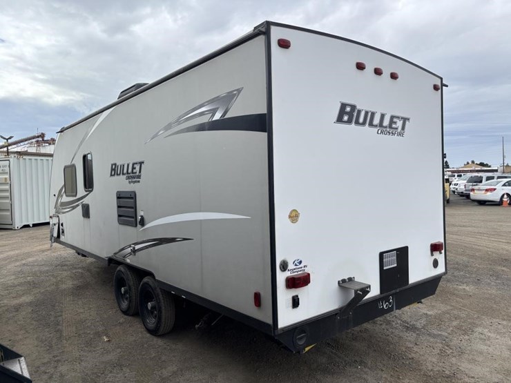 2020-bullet-bl2200bh20-travel-trailer-image-4