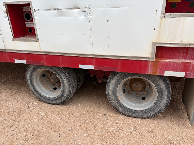 2015-ameritrail-40’-x-100”-t/a-gooseneck-trailer-image-9