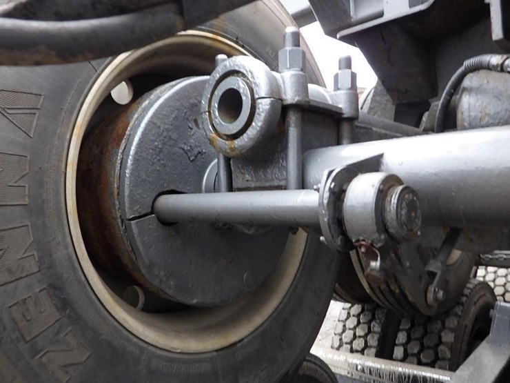 2019-kenworth-t880-image-14