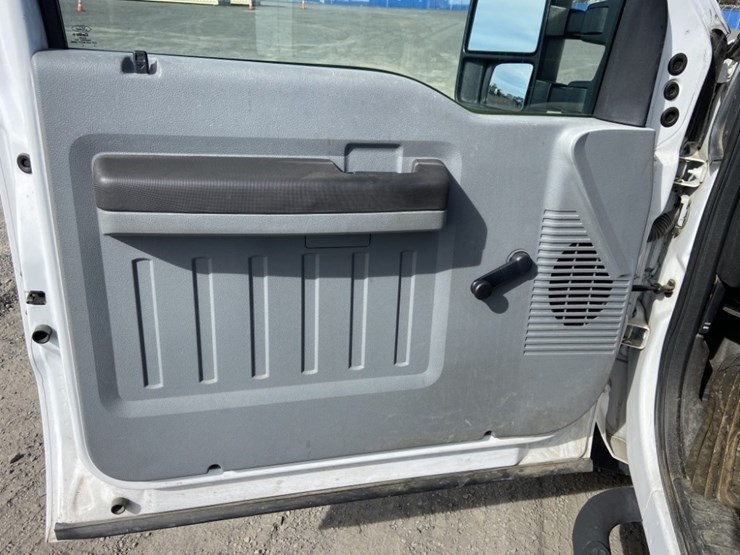 2015-ford-f250-xl-image-22