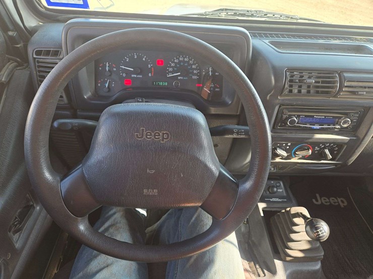 2000-jeep-wrangler-image-12