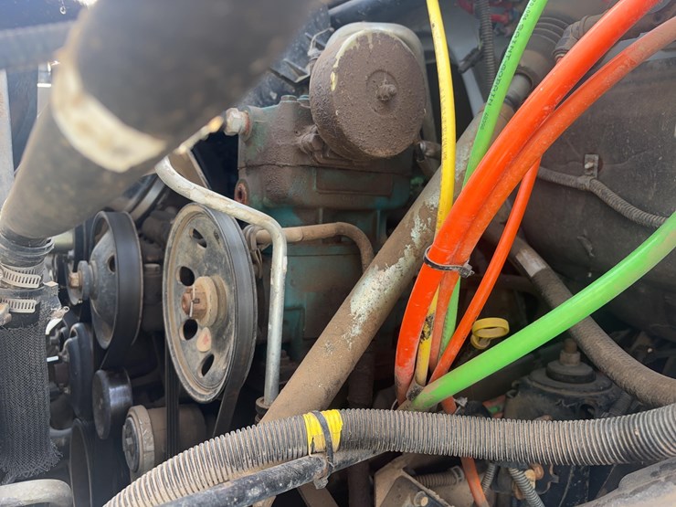 2006-gmc-7500-image-10