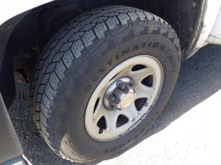 2018-chevrolet-1500-image-11