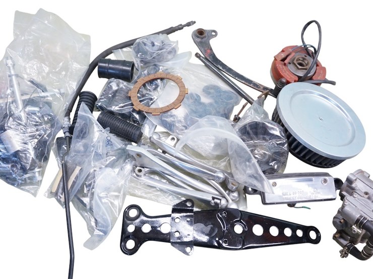 japanese---kawasaki-etc…-miscellaneous-parts-lot-image-1