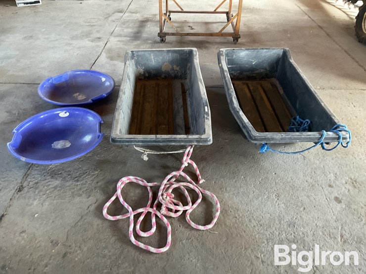 otter-pro-poly-sleds-image-2