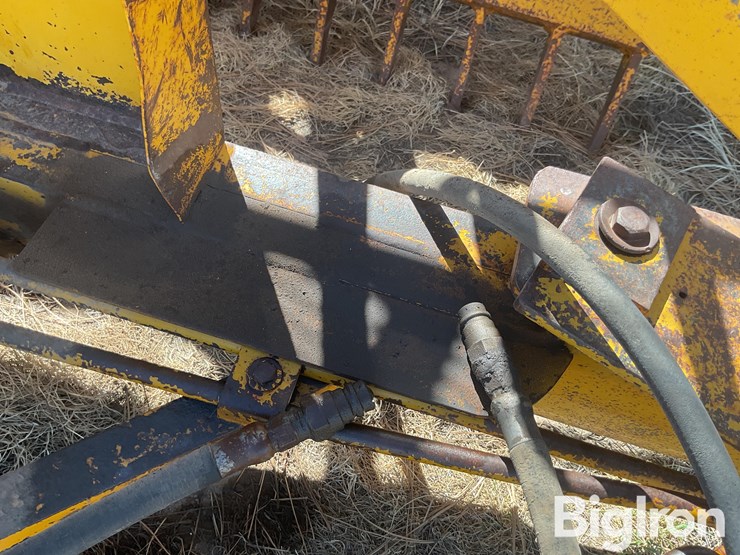 anderson-rock-picker-image-12