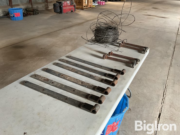 gate-hardware-image-3