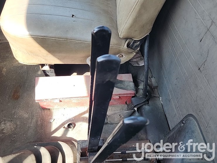 2002-international-4900-image-30