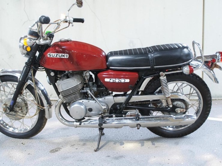 1971-suzuki-t500-titan-motorcycle-image-4