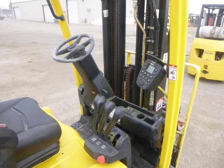 hyster-j35xnt-forklift-image-19
