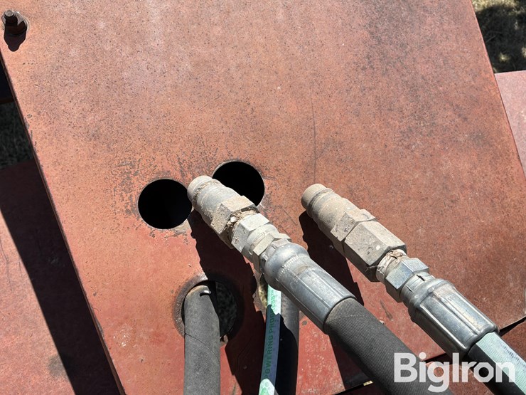 international-400-image-12