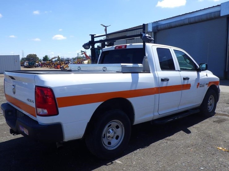 2014-dodge-1500-image-3