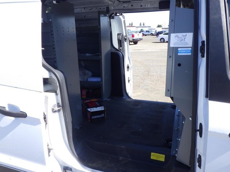 2016-ford-transit-connect-image-8