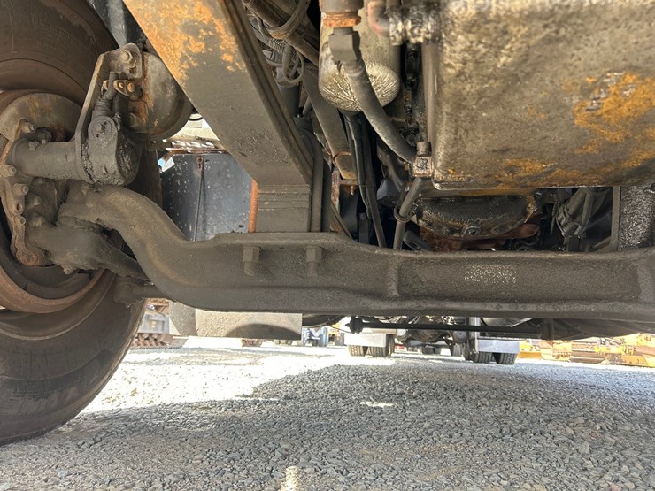 1999-kenworth-t600-image-41