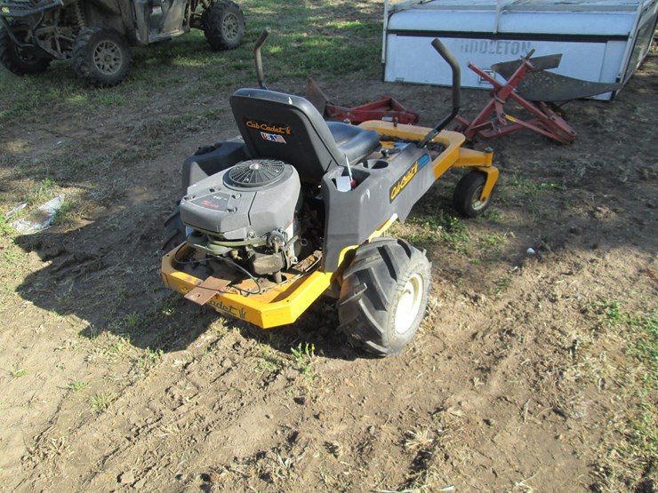 #36788-•-inop-cub-cadet-183649-zero-turn-mower-image-3