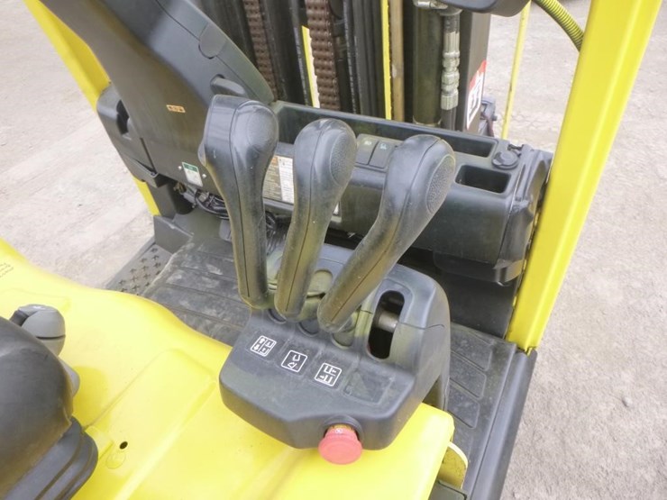 hyster-j35xnt-forklift-image-21