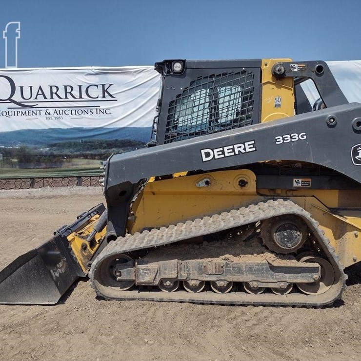 2022 DEERE 333G