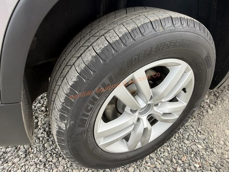 2016-volkswagen-tiguan-image-15