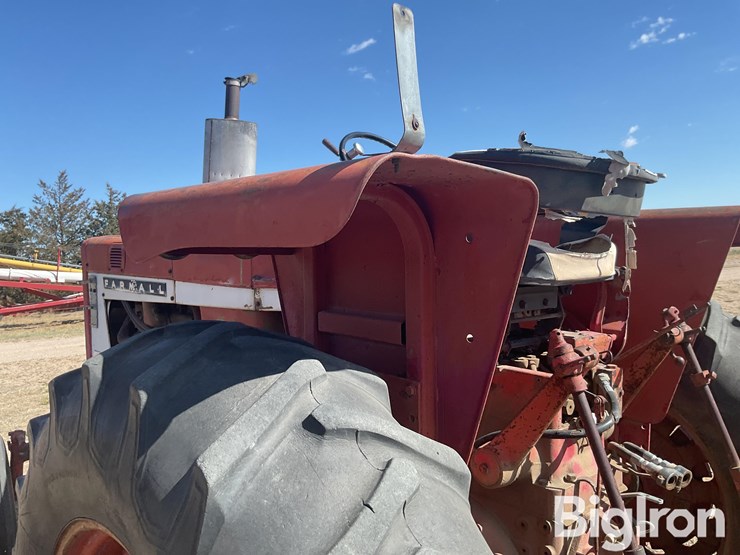 1966-international-806-image-15