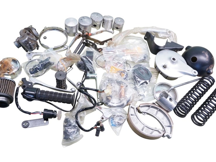 japanese---kawasaki-etc…-miscellaneous-parts-lot-image-1