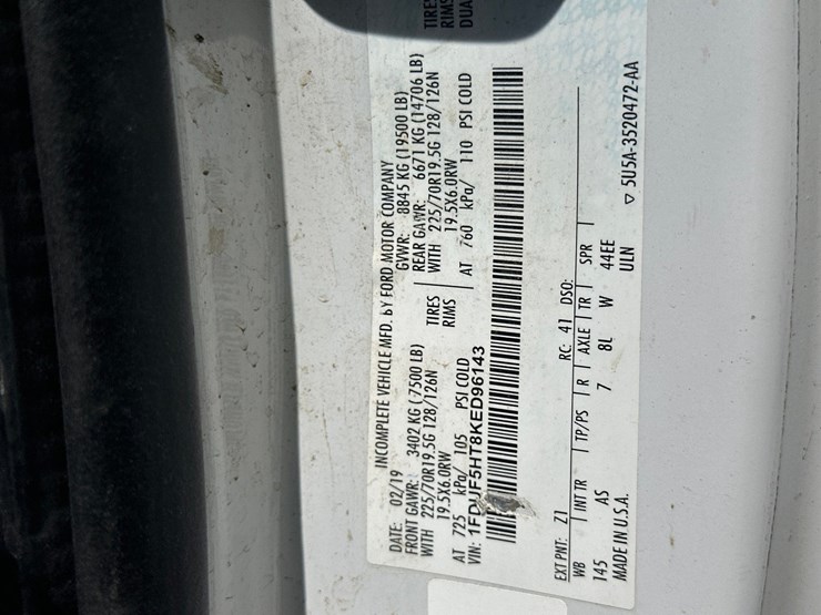 2019-ford-f550-image-61