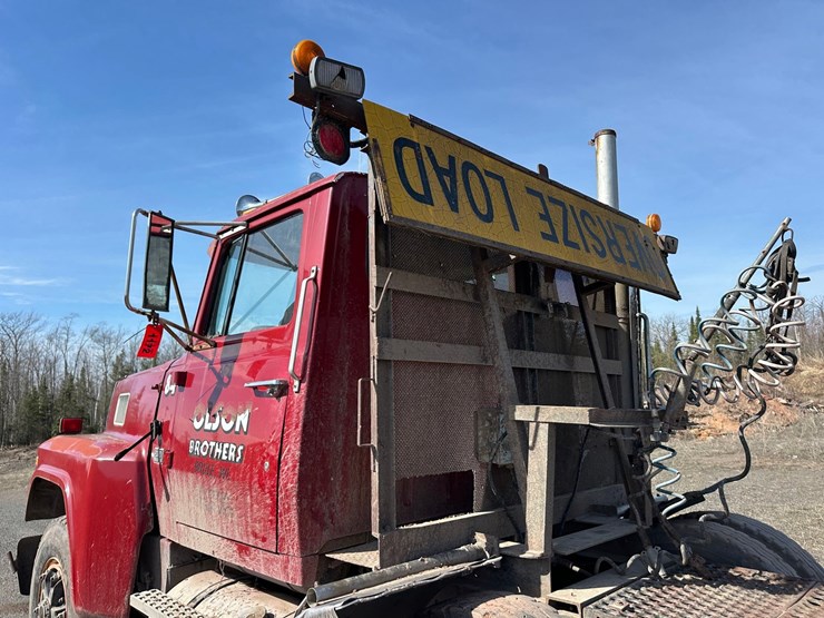 1984-ford-tractor-image-12