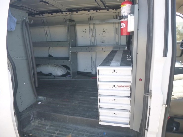 2016-chevrolet-2500-image-19