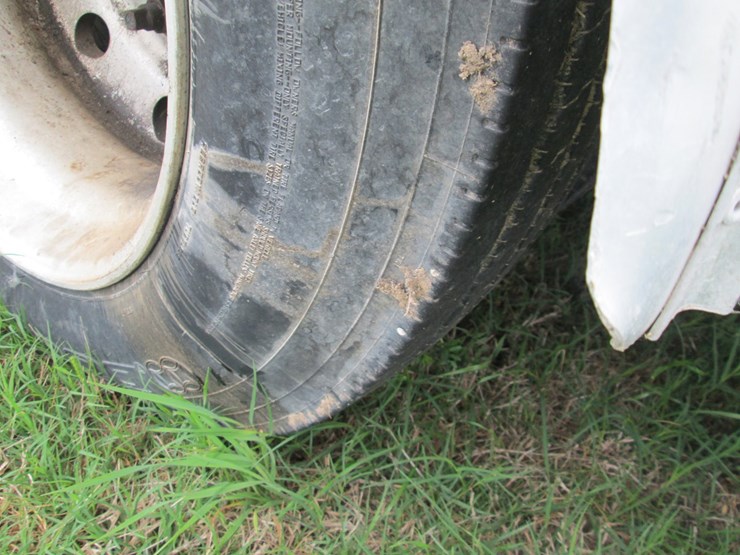 #46187-•-1990-featherlite-g1108-46'-s/a-aluminum-horse-trailer-1fpl38105la912062-image-5