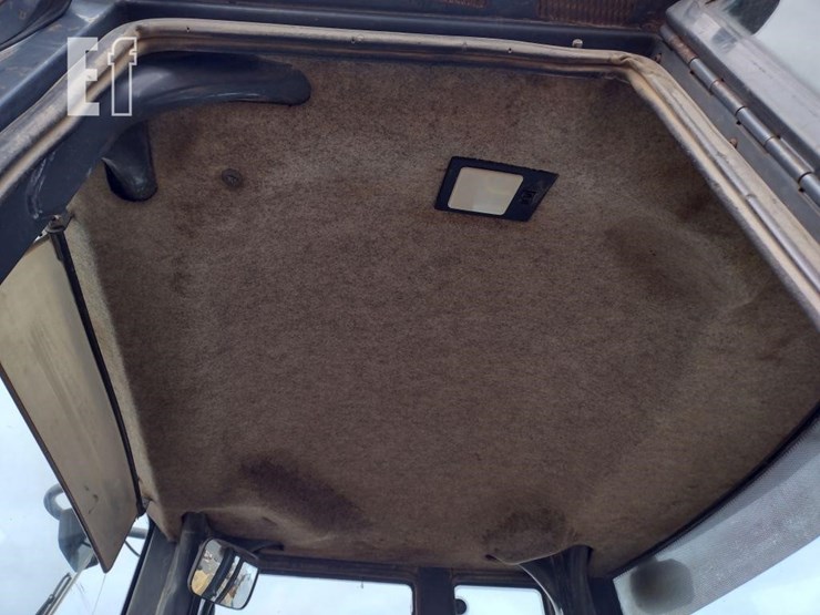 2003-deere-744j-image-13