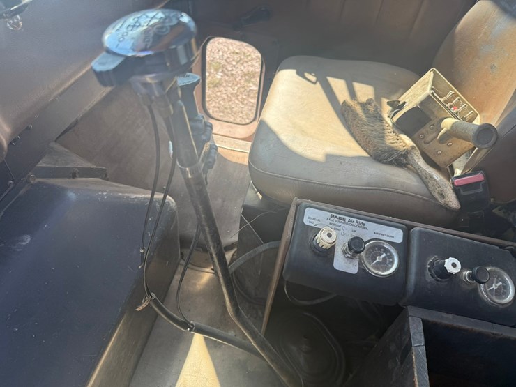 #1119-•-1990-international-navistar-paystar-5000-26'-flat-bed-truck-image-58