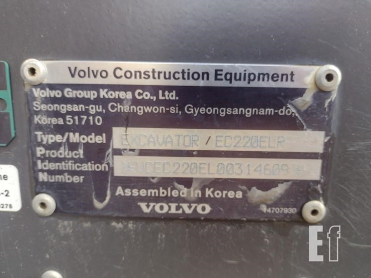 2020-volvo-ec220e-lr-image-5