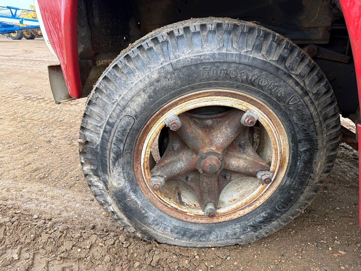ford-f700-image-10