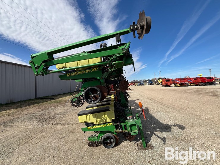 2009-john-deere-1720-image-4