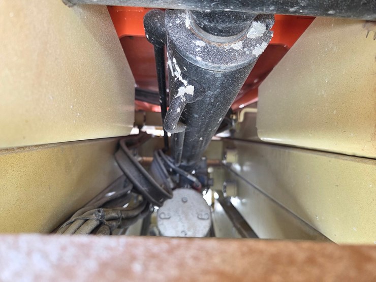 2017-jlg-1930es-image-19