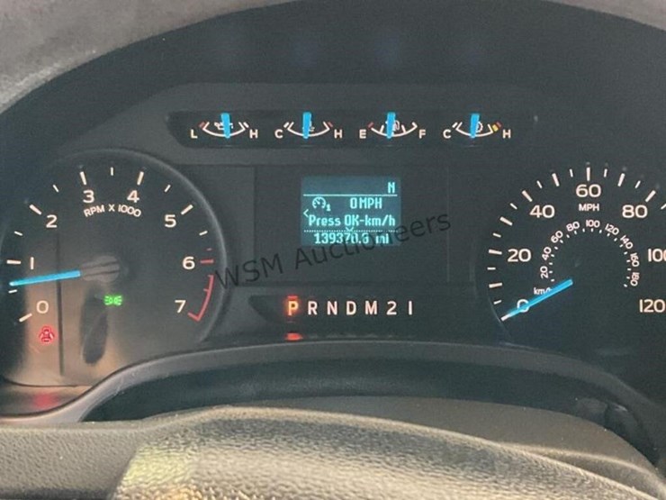 2017-ford-f150-image-19