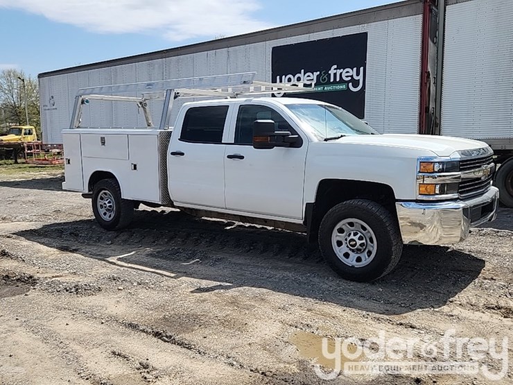 2018-chevrolet-silverado-3500hd-image-6