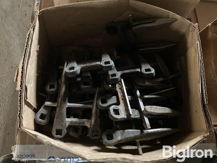 macdon-sickle-guards-image-9