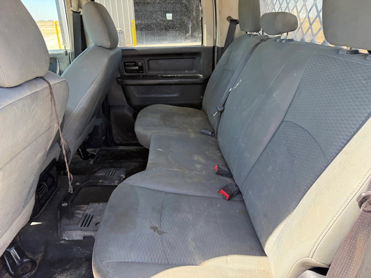 2014-ram-2500-tradesman-image-22