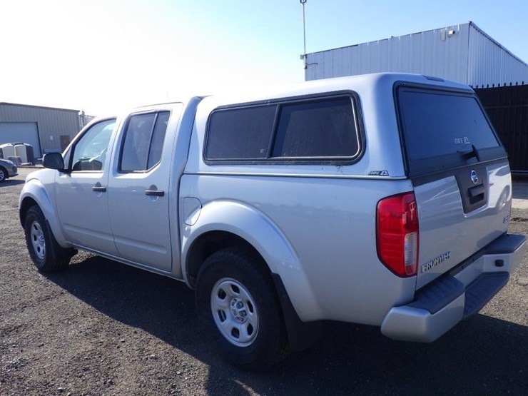 2017-nissan-frontier-image-4