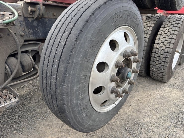 2019-kenworth-t880-image-9