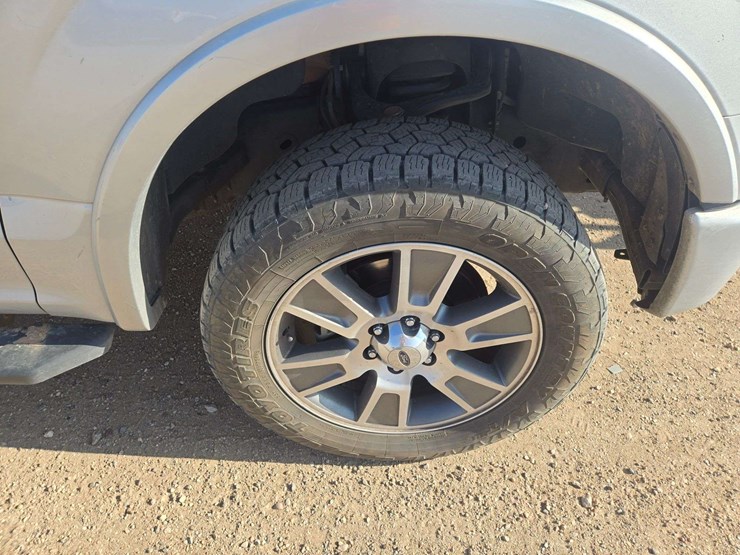 2017-ford-f150-xl-image-7