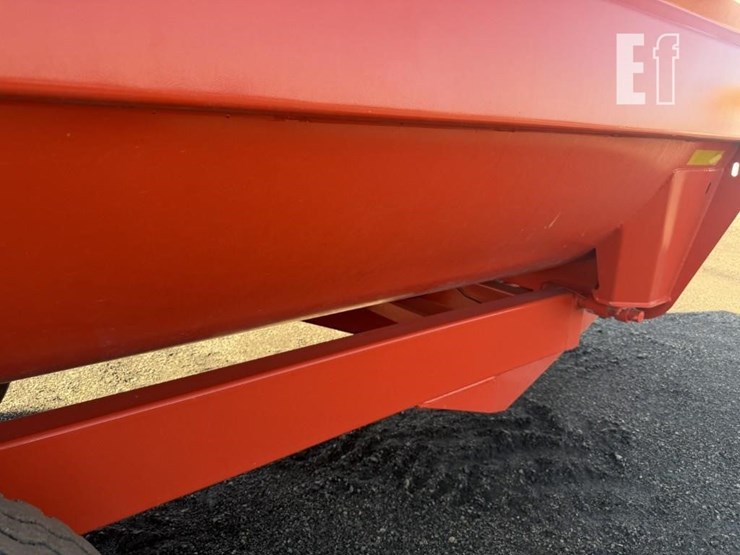 2013-kuhn-knight-ra142-image-5