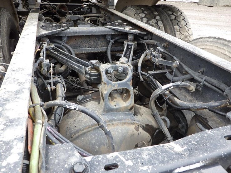 2017-kenworth-t800-image-14