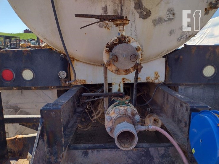 2008-kenworth-t800-image-46