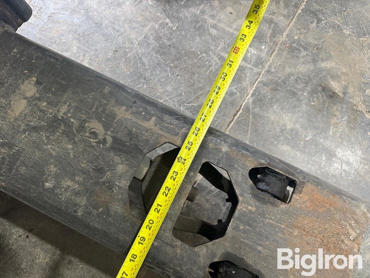 yale-mpe060lvhn24t2736-electric-ride-on-pallet-jack-image-13