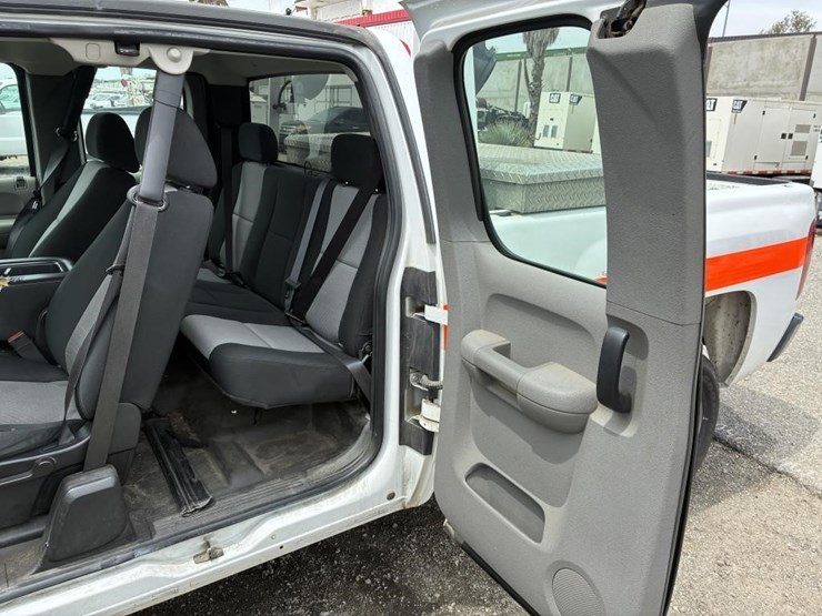 2007-chevrolet-silverado-1500-image-11